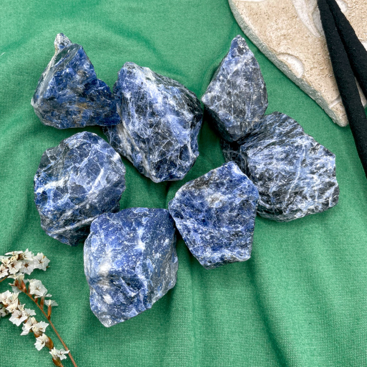 Piedra Sodalita En Bruto 100 Gramos | Estrella Sagrada