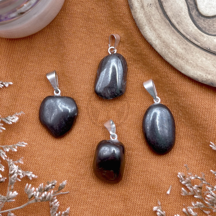 Dije Hematite Rolada | Estrella Sagrada